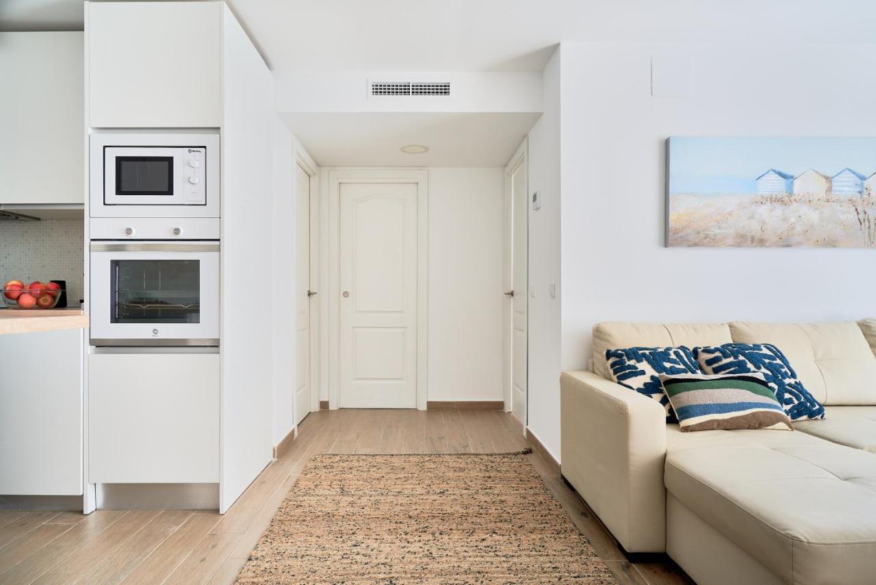Apartamento En Primera Linea De Playa En La Malagueta Малага Екстериор снимка