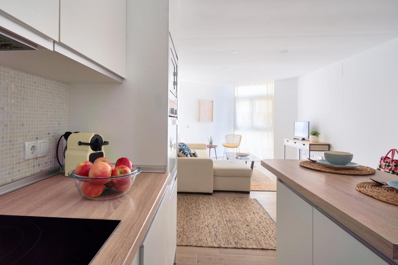 Apartamento En Primera Linea De Playa En La Malagueta Малага Екстериор снимка