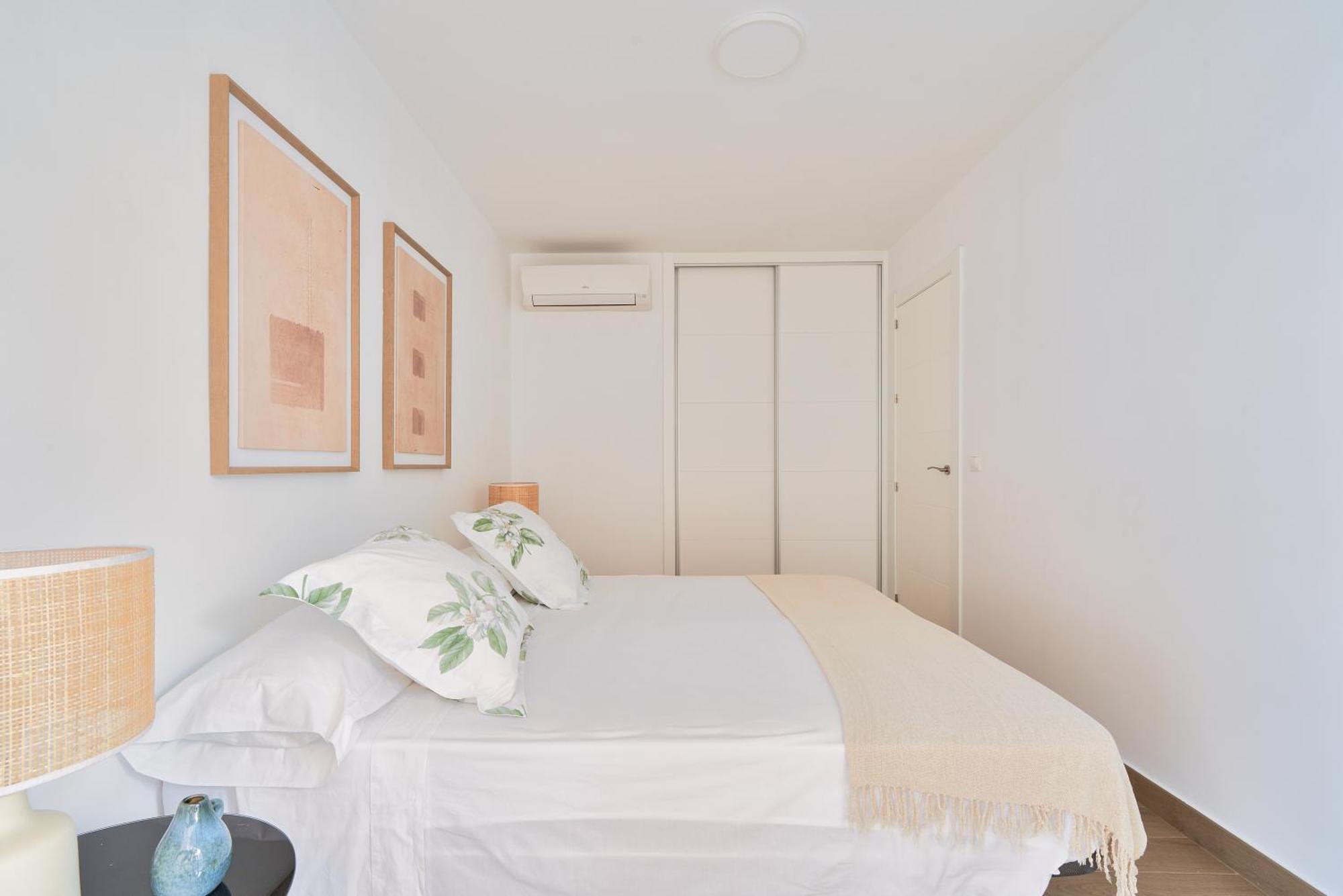 Apartamento En Primera Linea De Playa En La Malagueta Малага Екстериор снимка